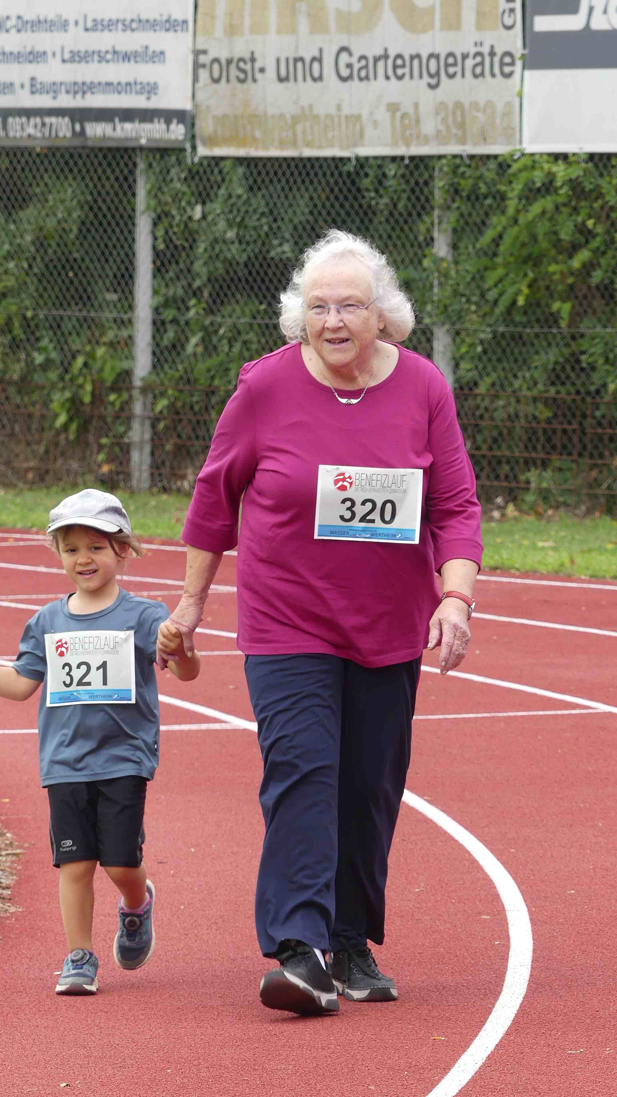 Bild vom 15. Benefizlauf im Jahr 2025. Dies ist das 370. Bild.